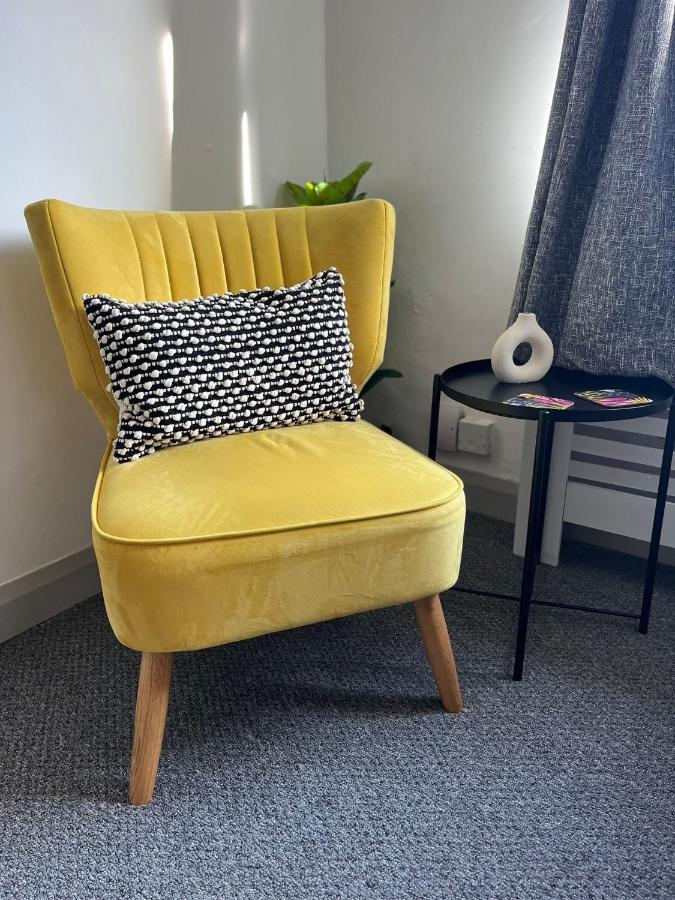 2 Bed Central Cardiff Apartment - Sleeps Five! Esterno foto